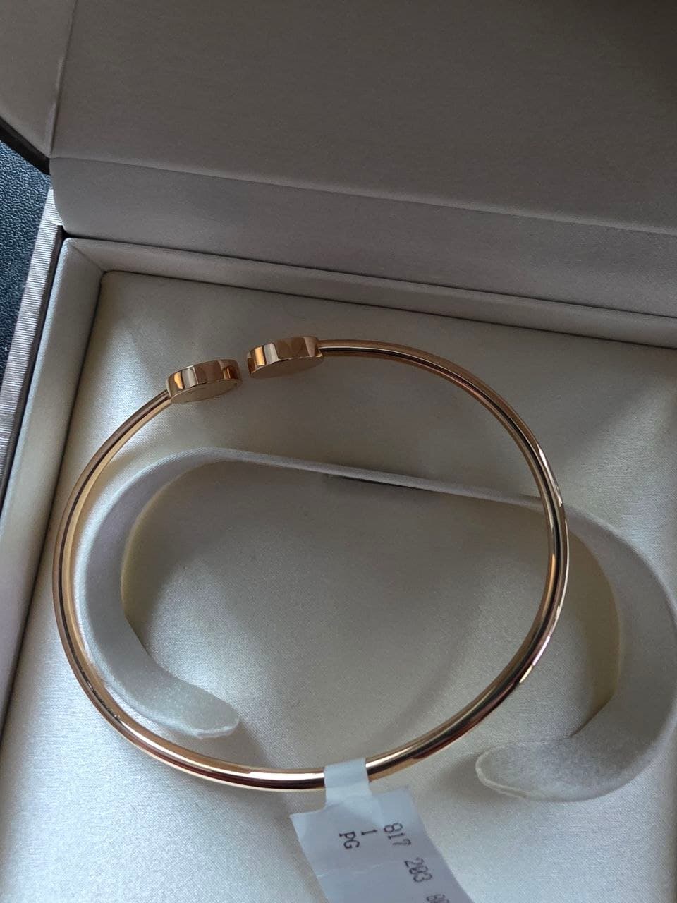Bvlgari 18 kt rose gold wire bracelet set with mother of pearl cuff thumbnail 2